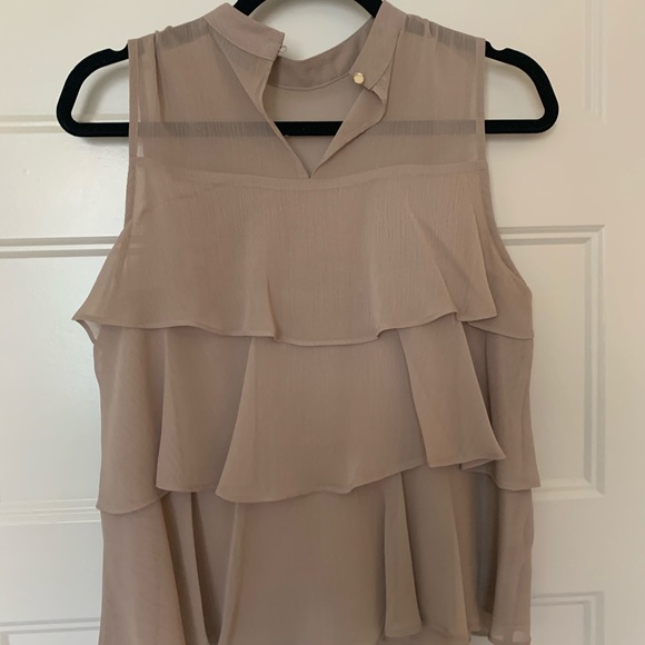 Flowy Blouse - Picture 2 of 2